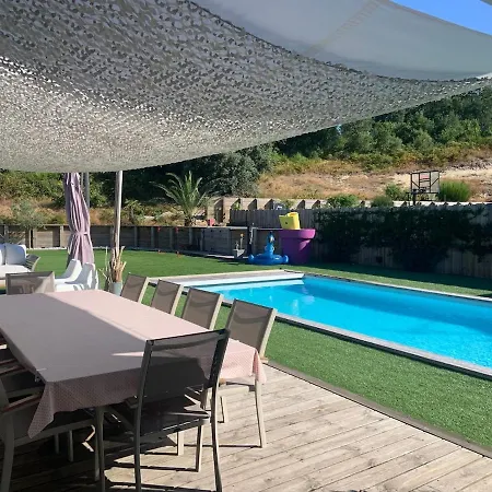 12 Personnes Piscine Chauffee Et Jacuzzi Vila *