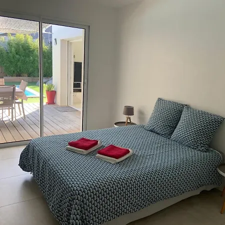 12 Personnes Piscine Chauffee Et Jacuzzi Capbreton